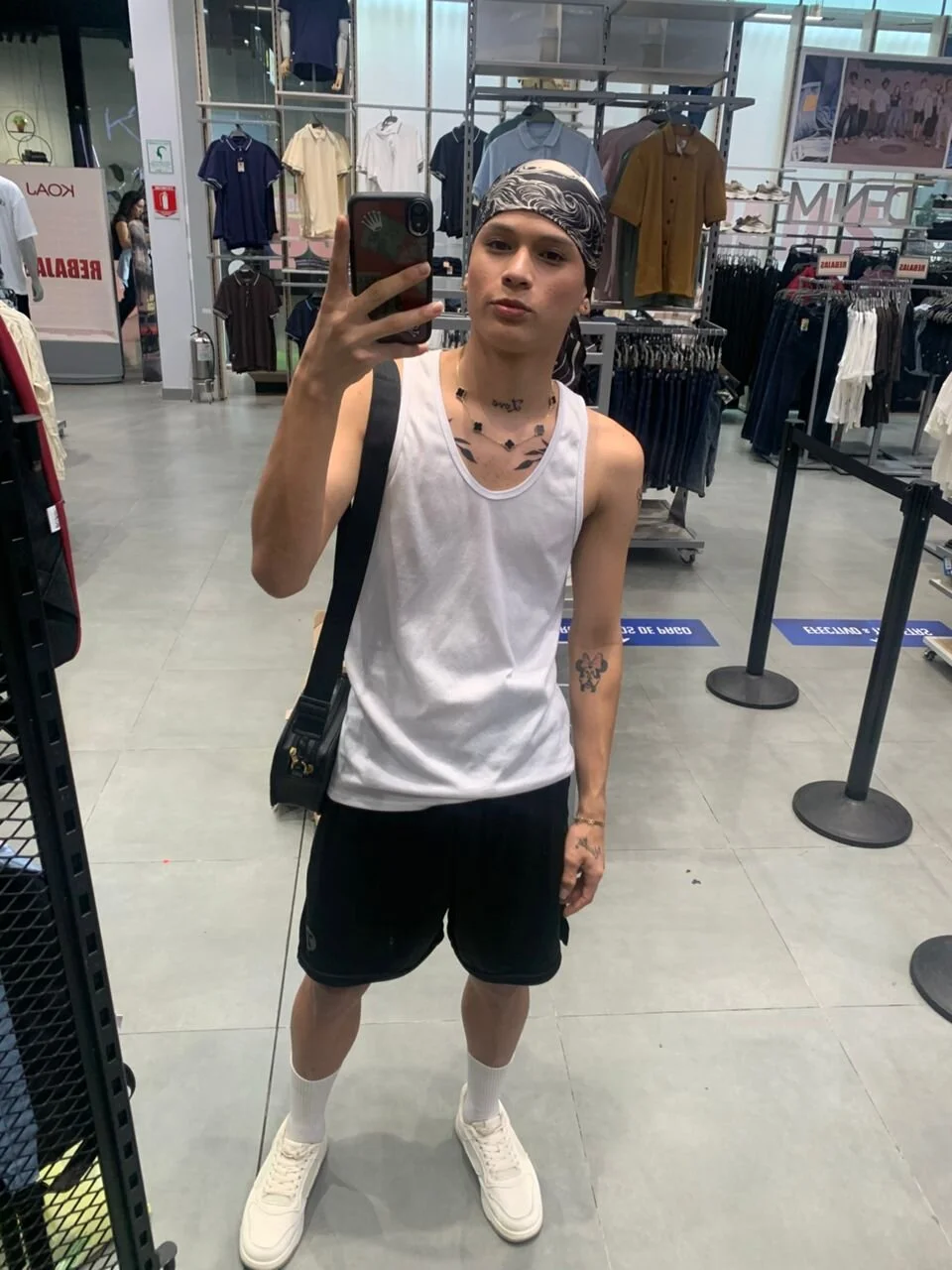 XXX Porn Photo of Nude Brianhot0F 4