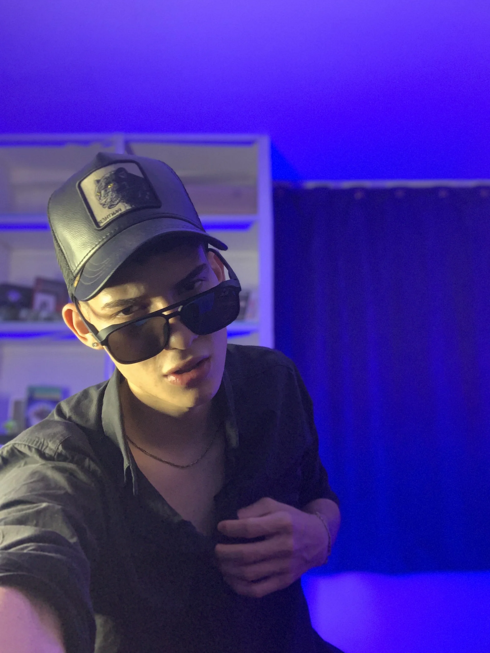 XXX Porn Photo of Nude god_drake 15