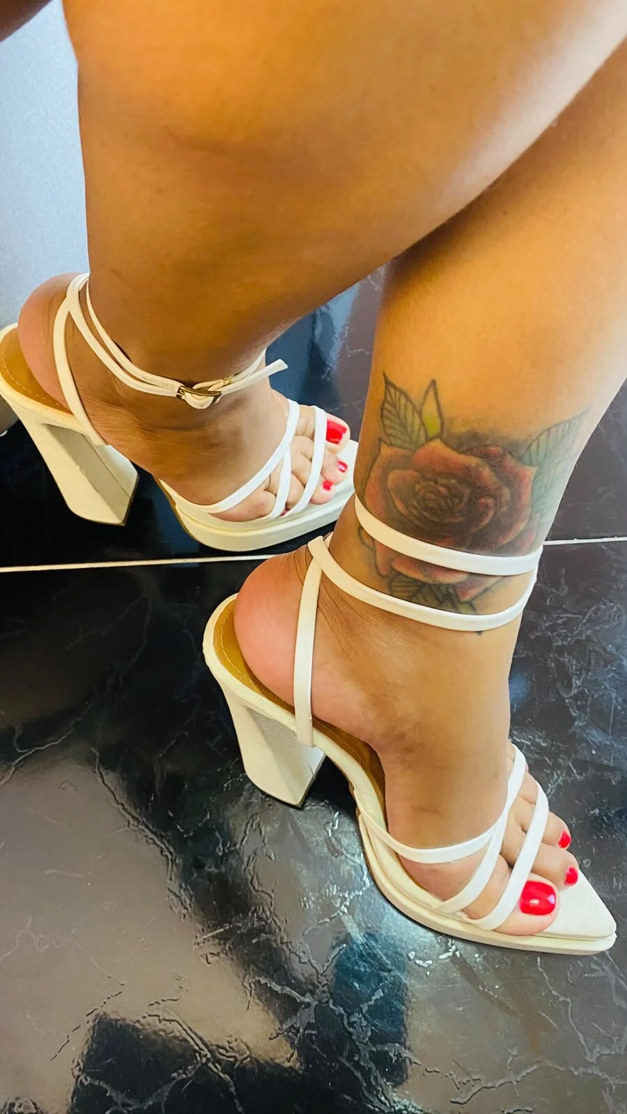 XXX Porn Photo of Nude Victoria_Madore 7
