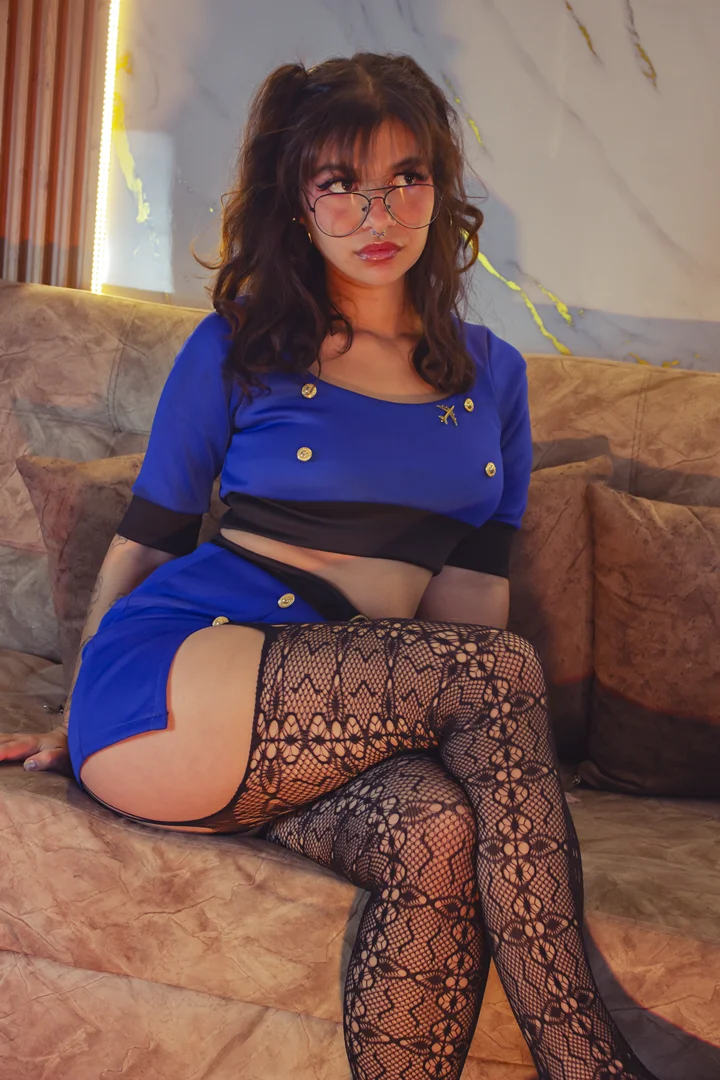 XXX Porn Photo of Nude larah_uwu 32