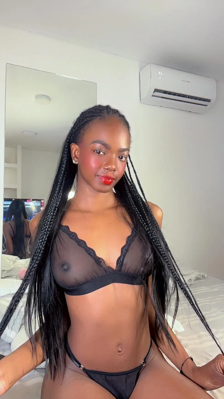XXX Porn Photo of Nude Ririblonde1 144