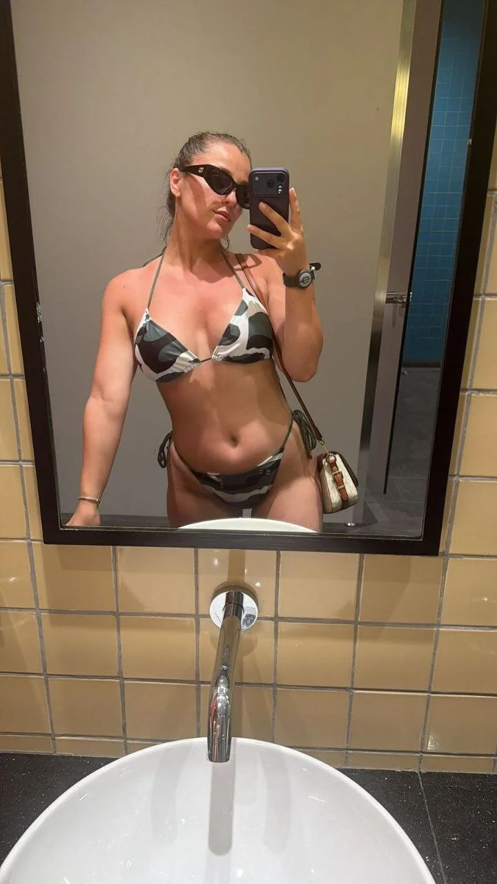 XXX Porn Photo of Nude FreyaHeart 100