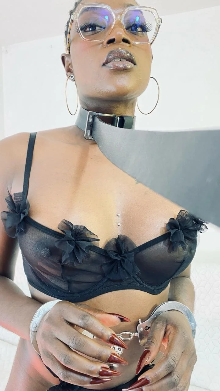 XXX Porn Photo of Nude MiaKnox 17