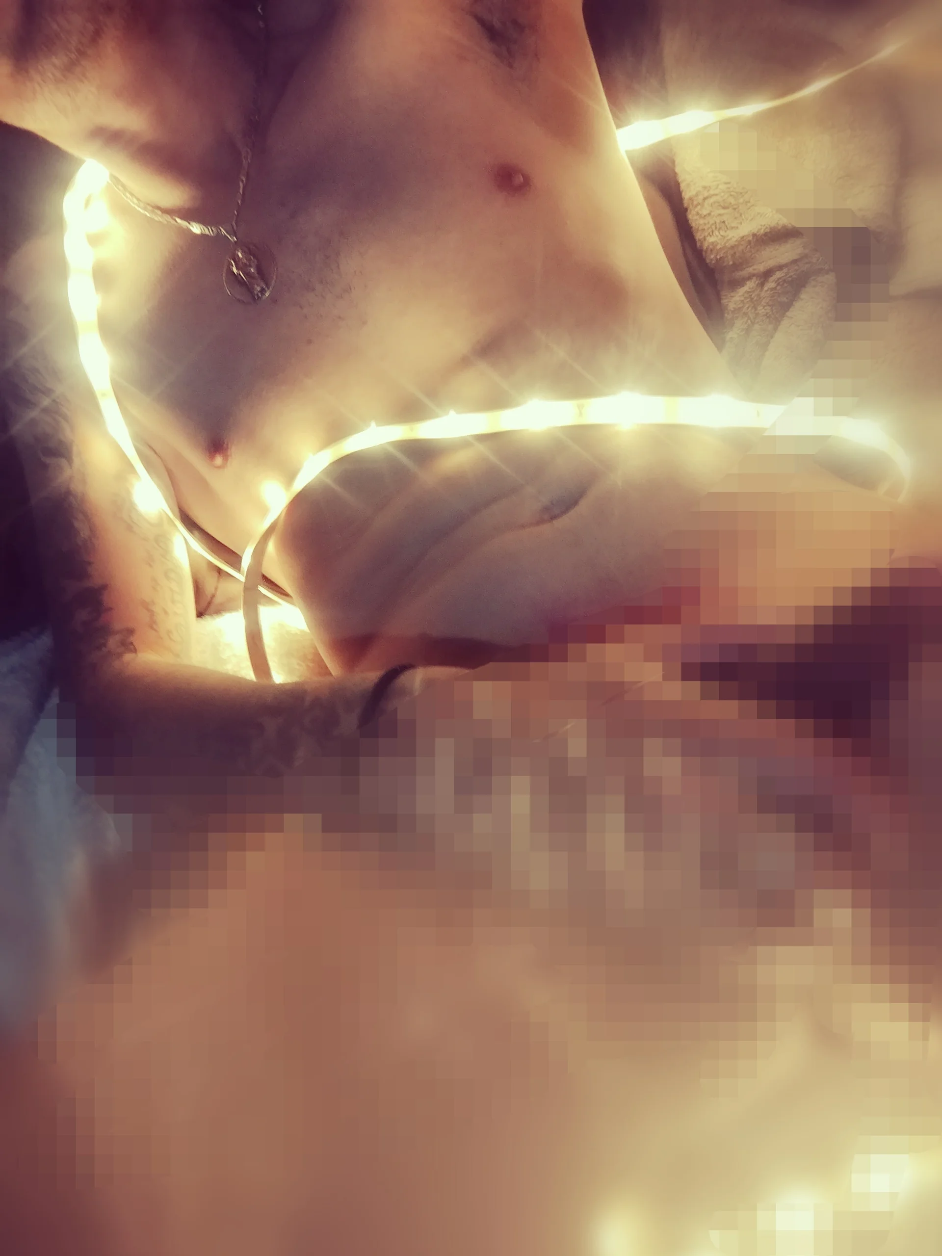 XXX Porn Photo of Nude Efrain6996 18