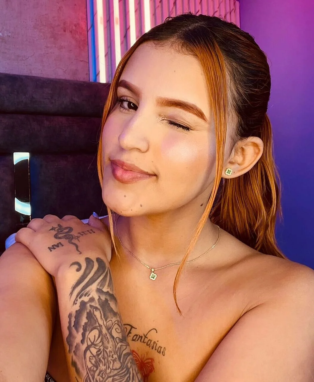 XXX Porn Photo of Nude ZharaRousse 41