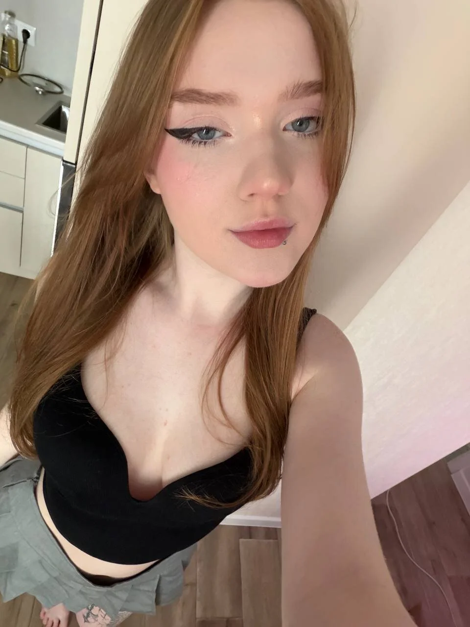 XXX Porn Photo of Nude yourehooked 5