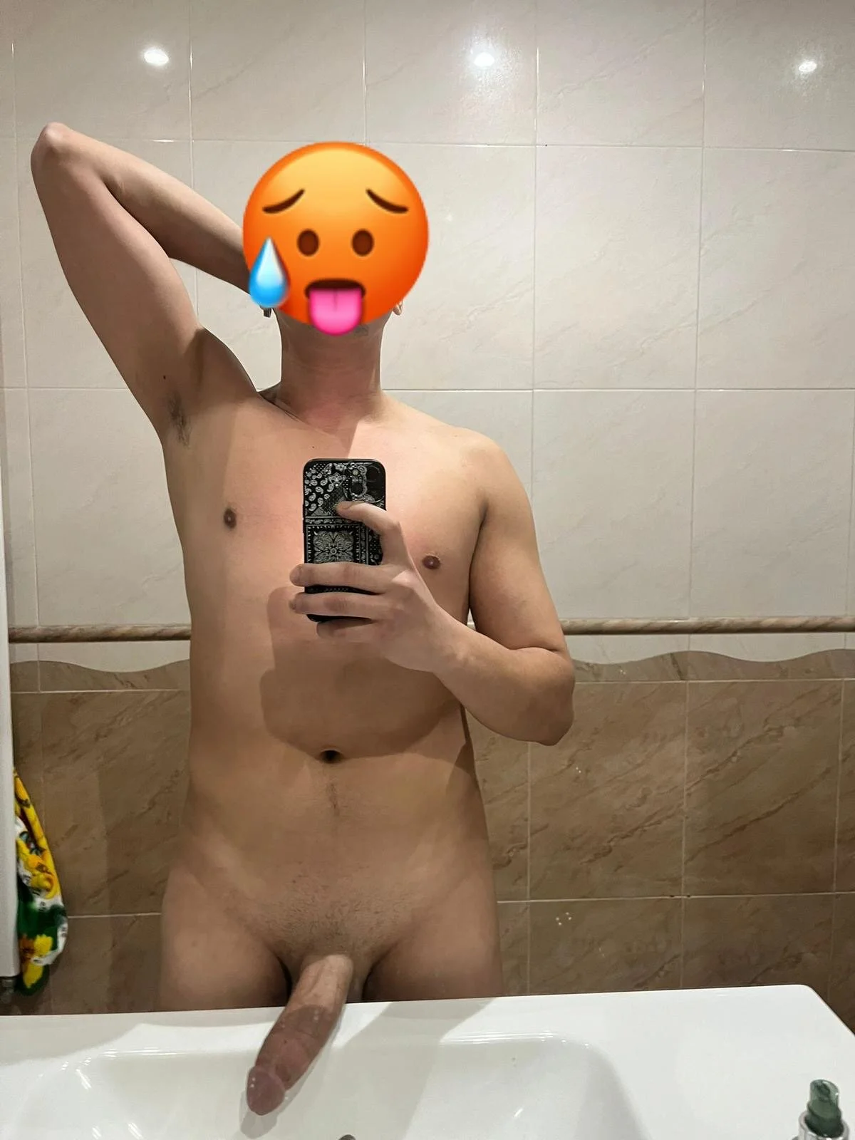 XXX Porn Photo of Nude 99_GANAr 1