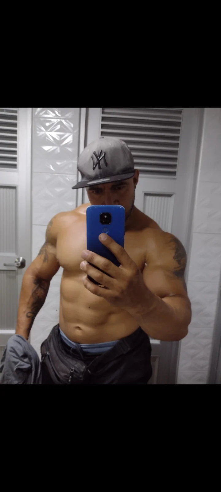 XXX Porn Photo of Nude brunolex 12