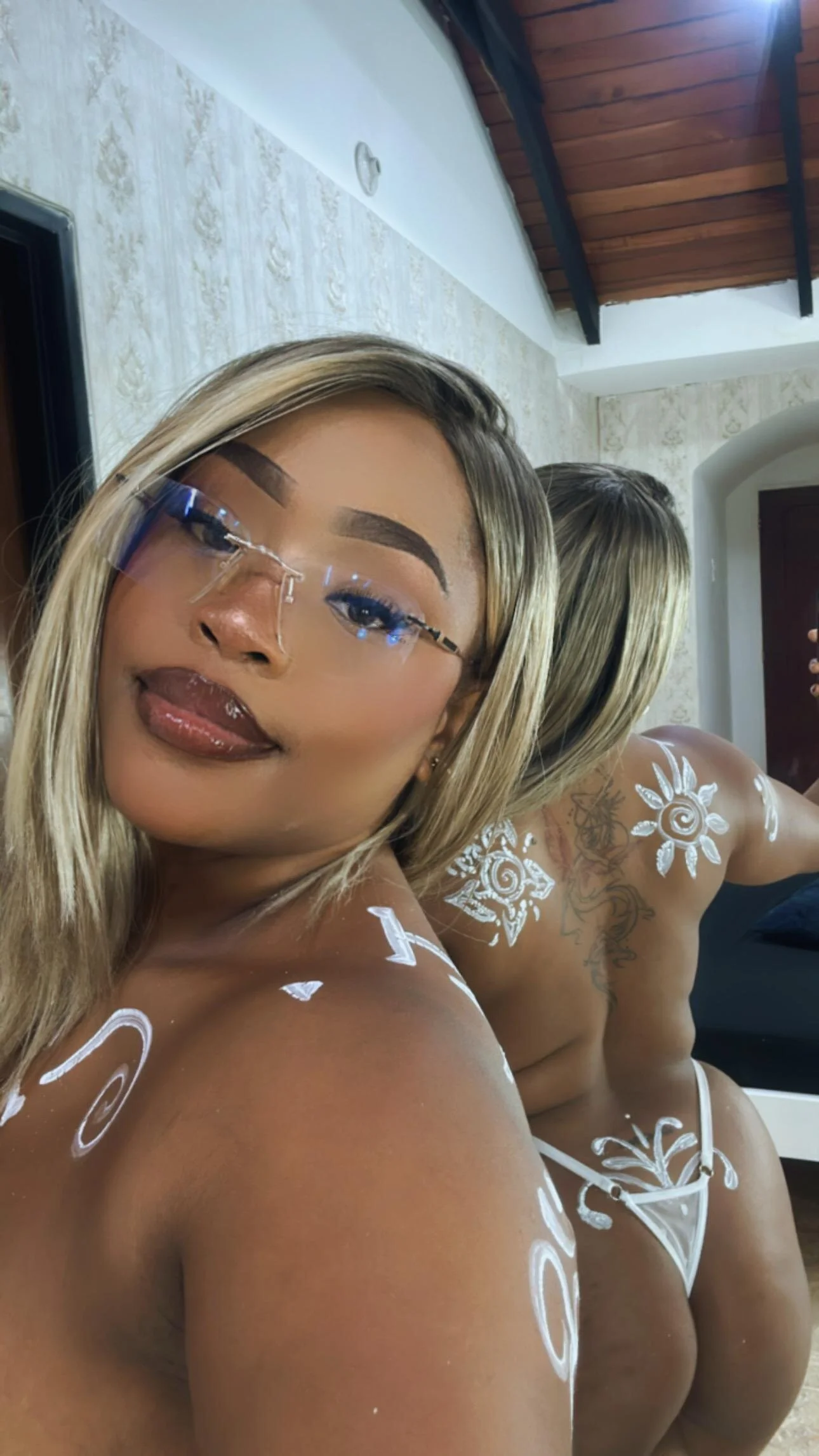 XXX Porn Photo of Nude TianahGlow 4