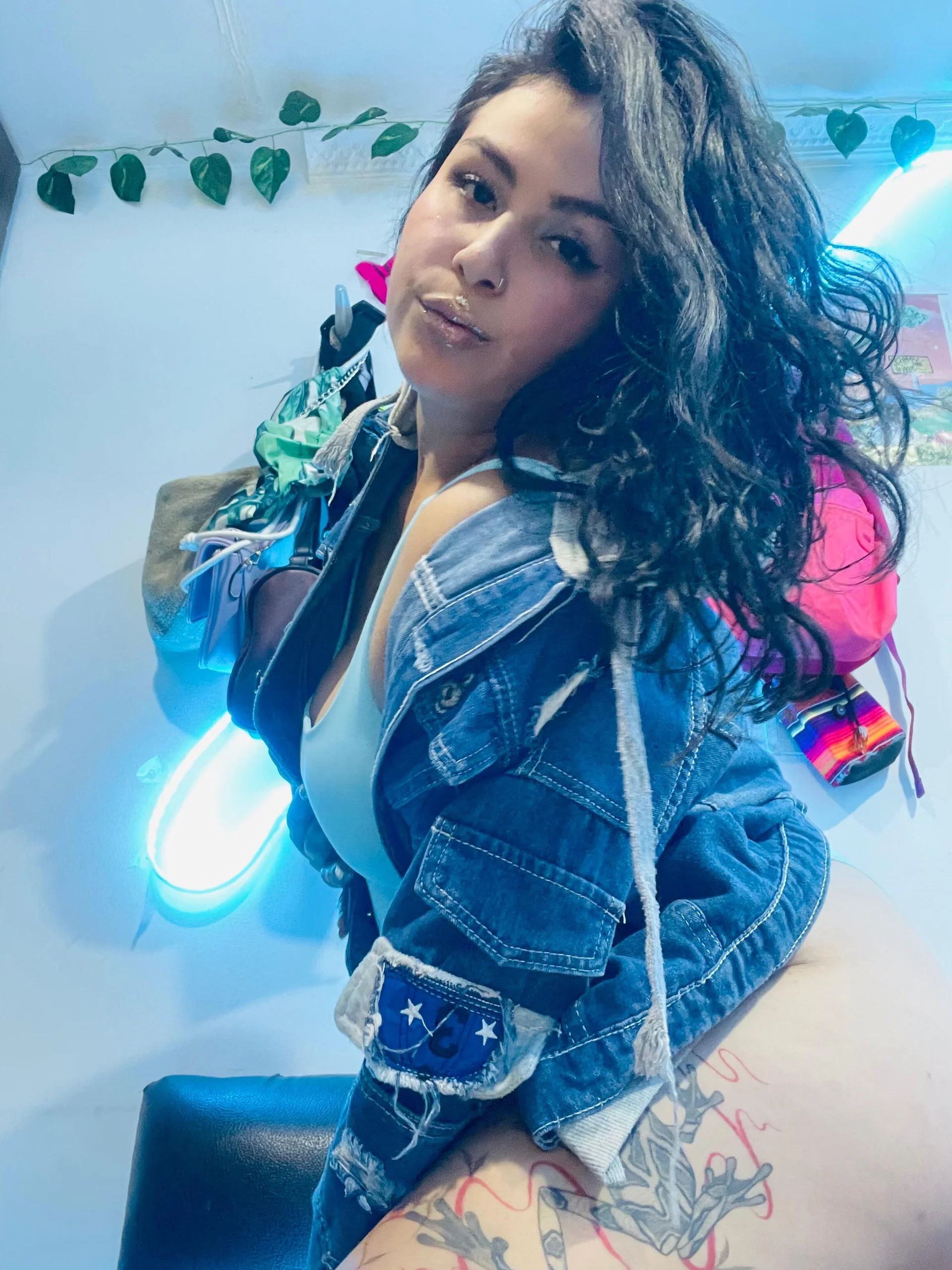 XXX Porn Photo of Nude erotic_smoke 1