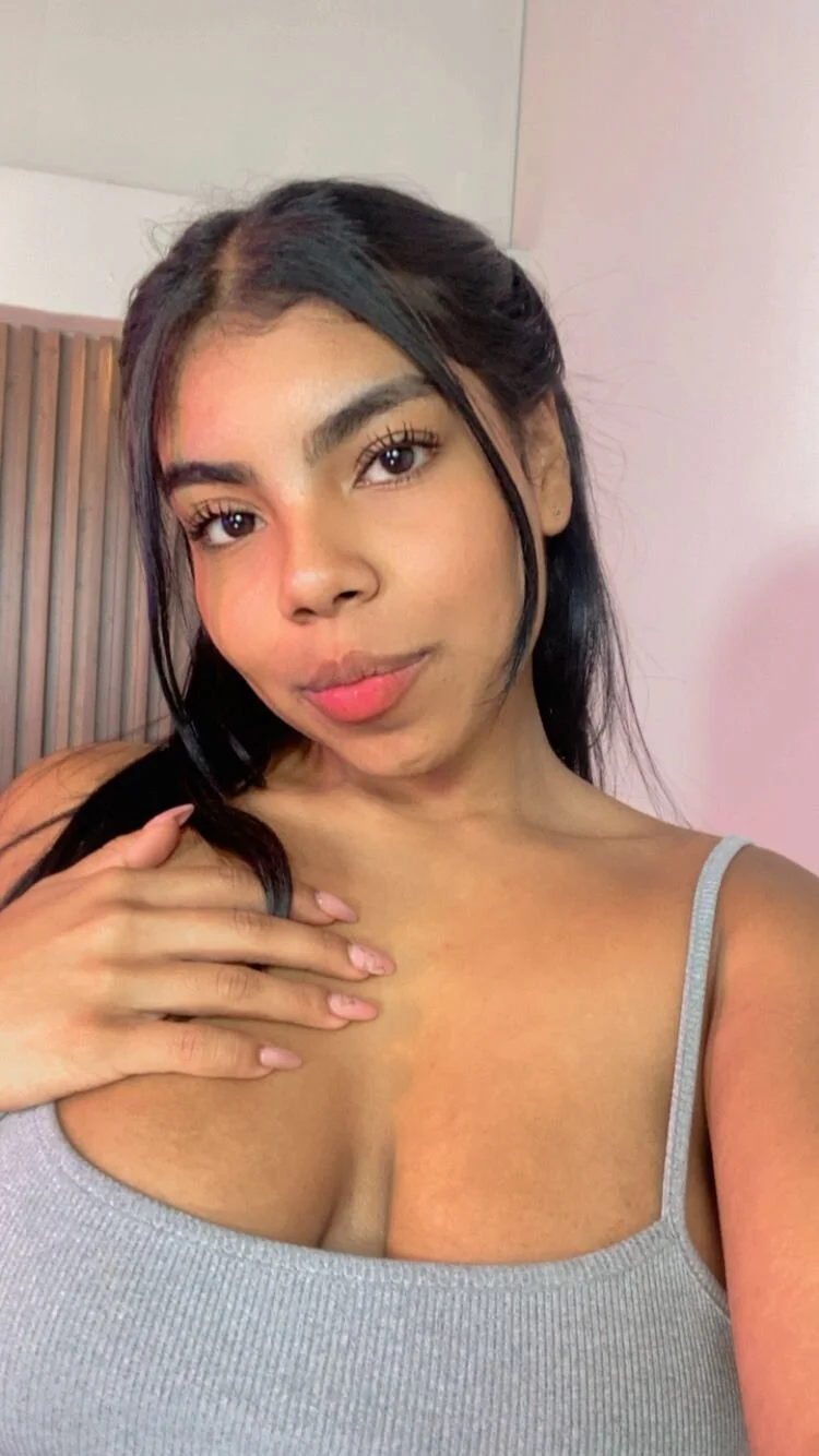 XXX Porn Photo of Nude Dakota_ferreti_ 3
