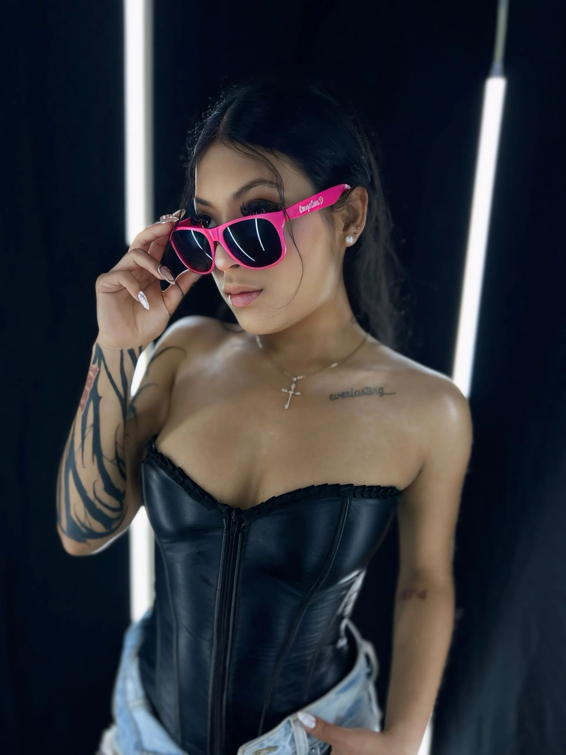 XXX Porn Photo of Nude vaness_weet 34
