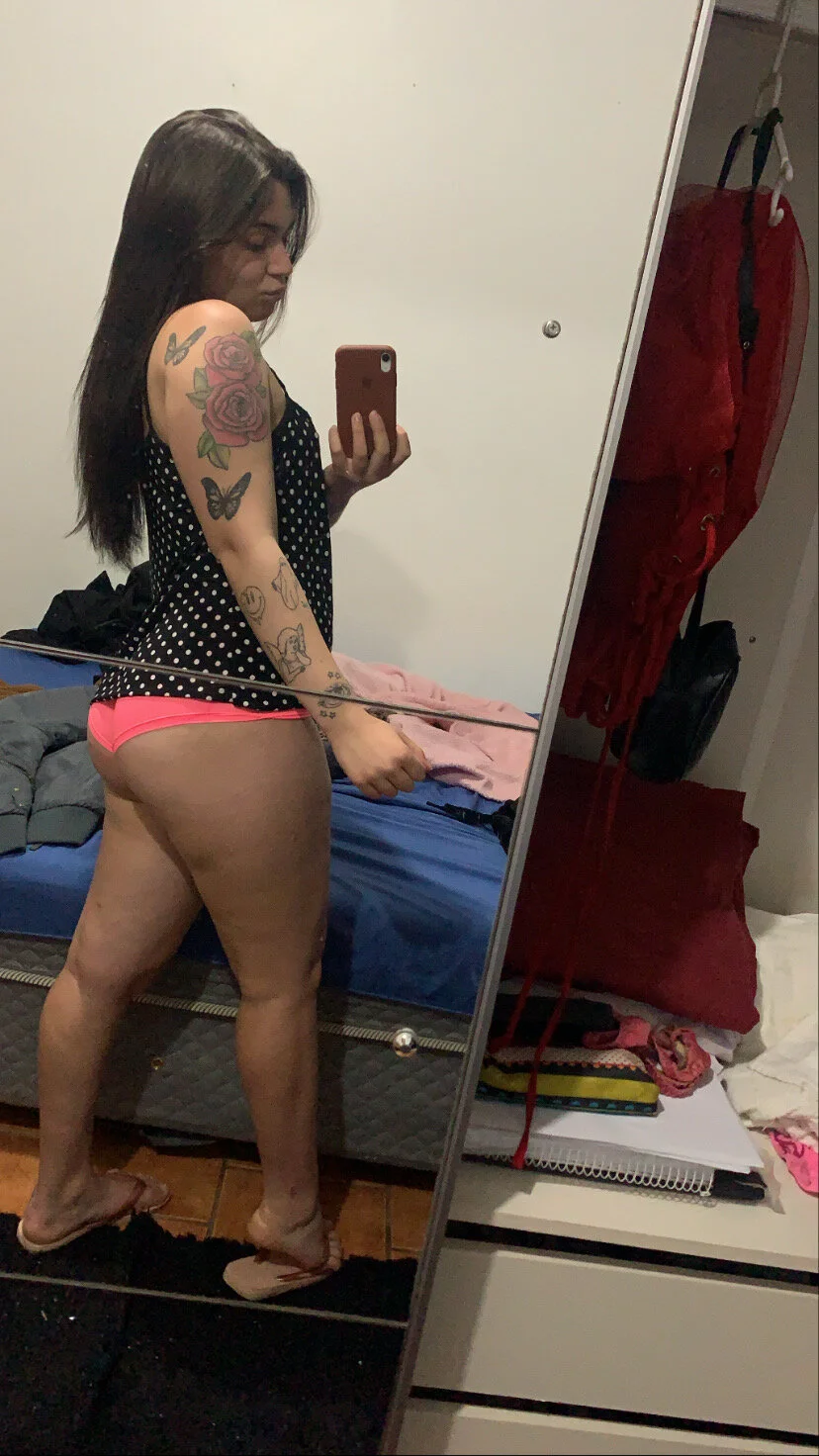 XXX Porn Photo of Nude alicemeb 9