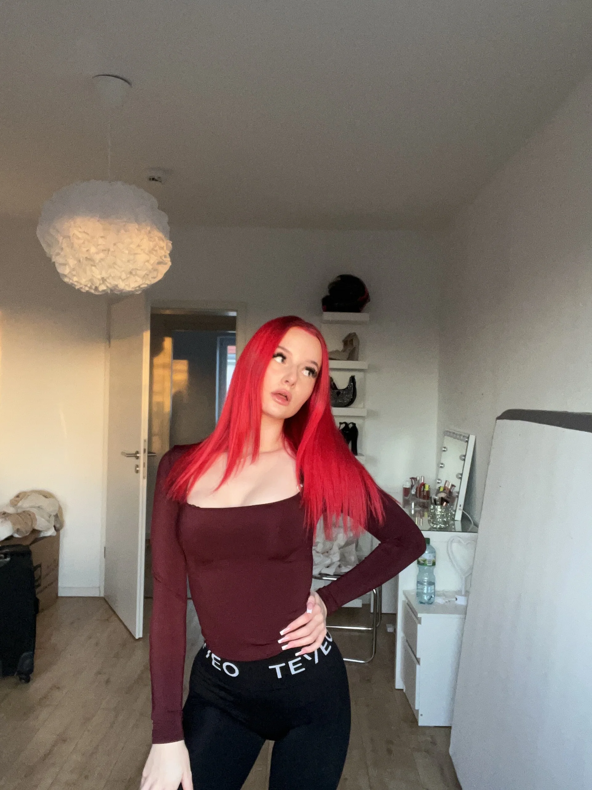 XXX Porn Photo of Nude kimkatyrides 2