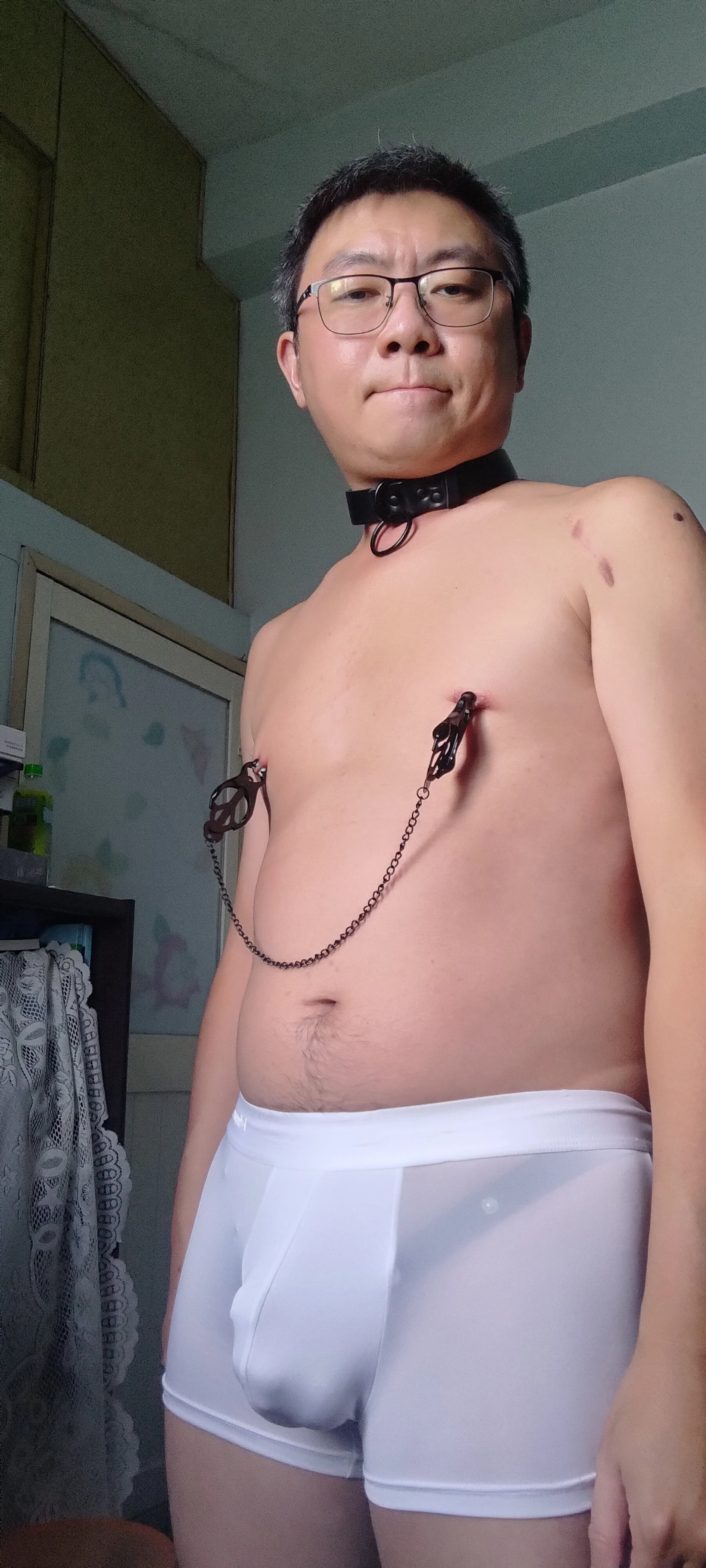 XXX Porn Photo of Nude smallweak 5