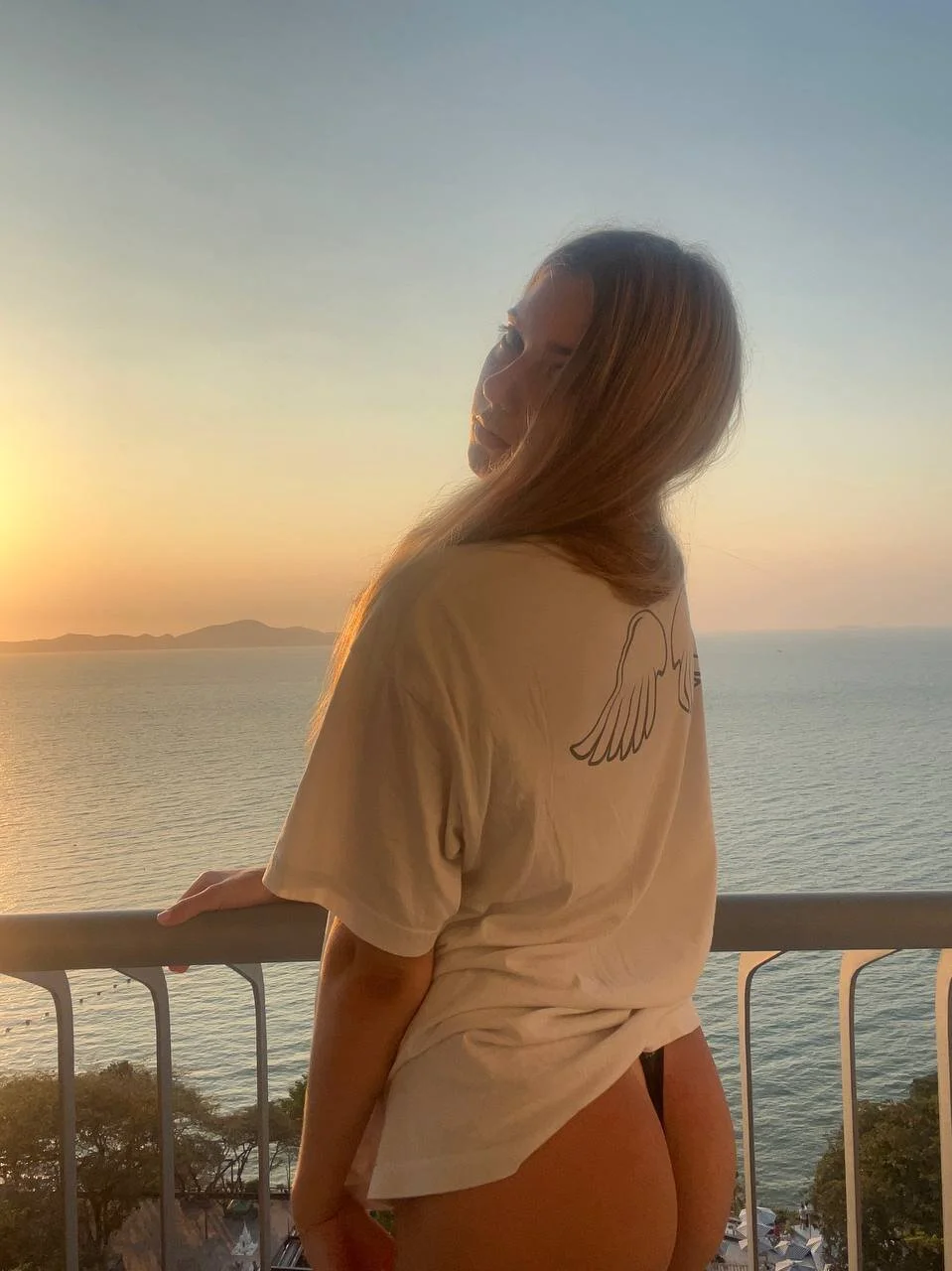 XXX Porn Photo of Nude angel_lin 30