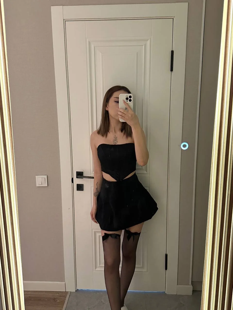 XXX Porn Photo of Nude ban_suh 2