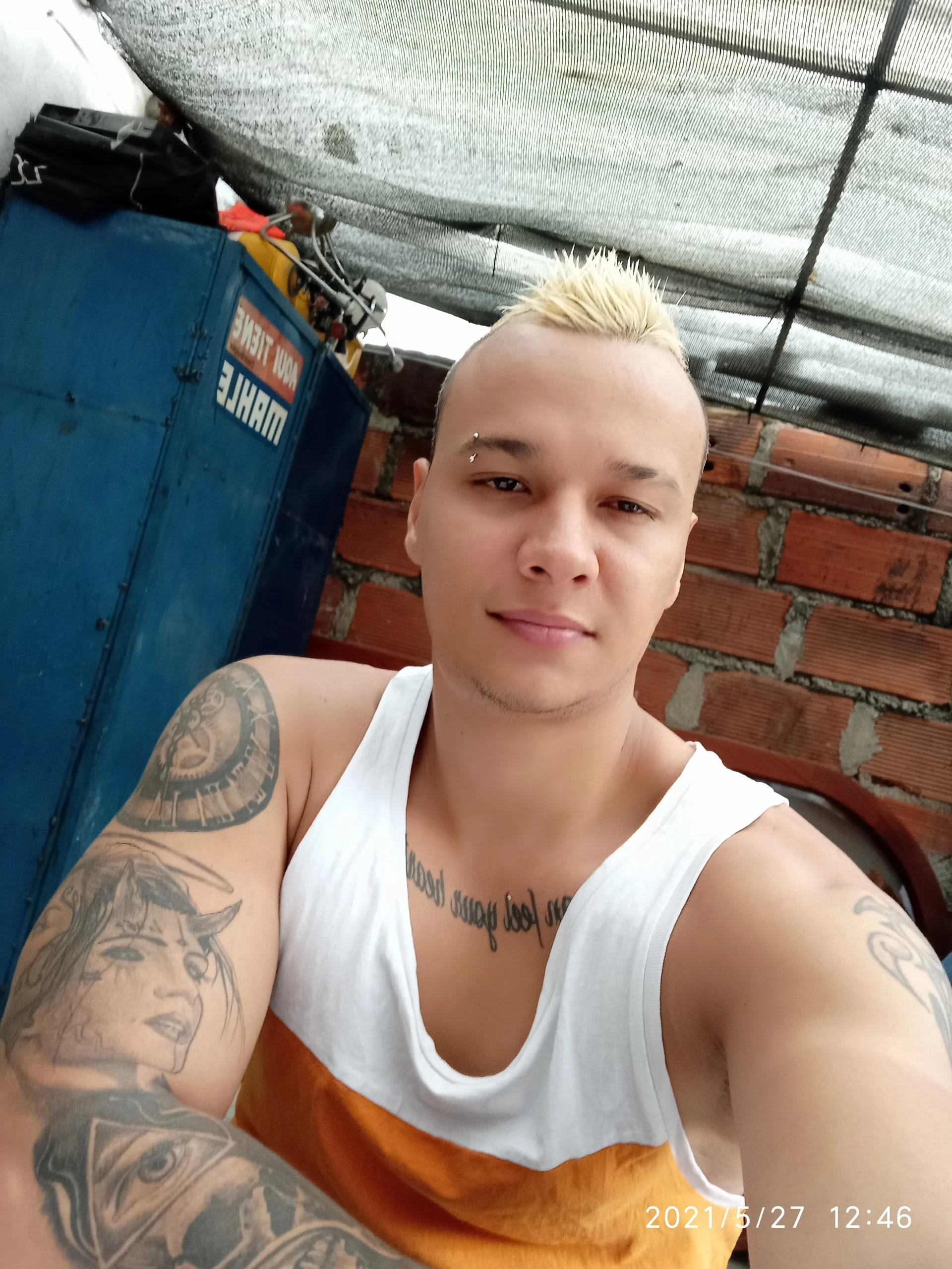 XXX Porn Photo of Nude damian_c12 14
