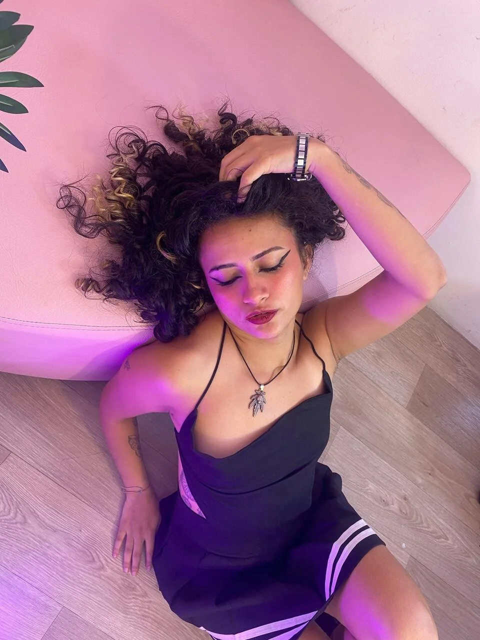 XXX Porn Photo of Nude kristen_tay 14