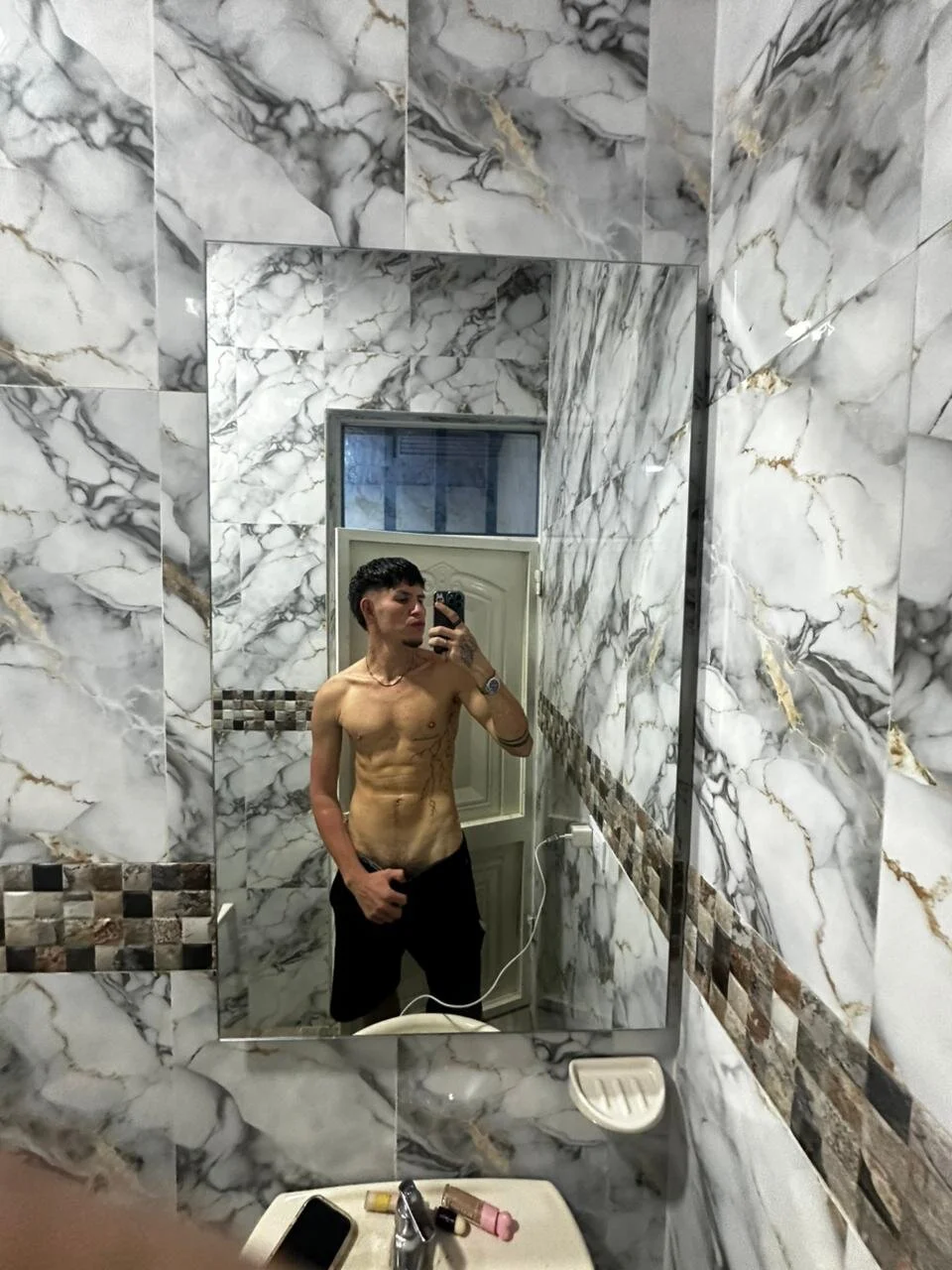 XXX Porn Photo of Nude guy_master_ 3