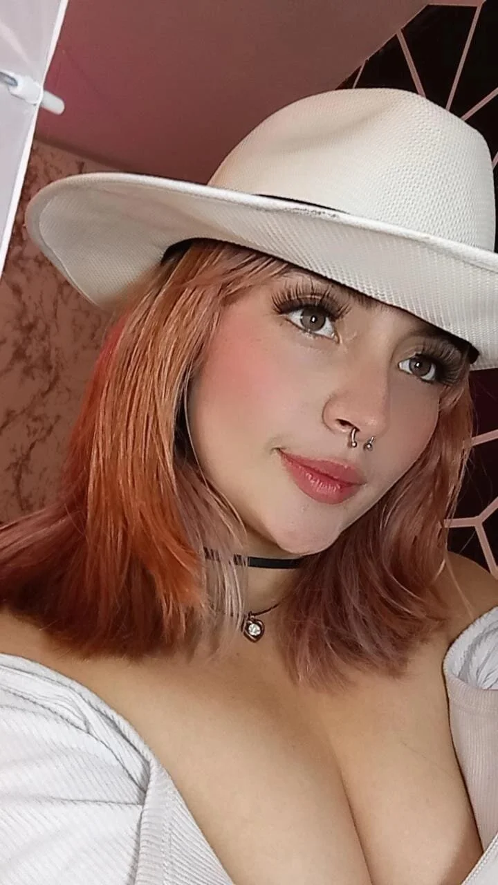 XXX Porn Photo of Nude little_siin_ 5