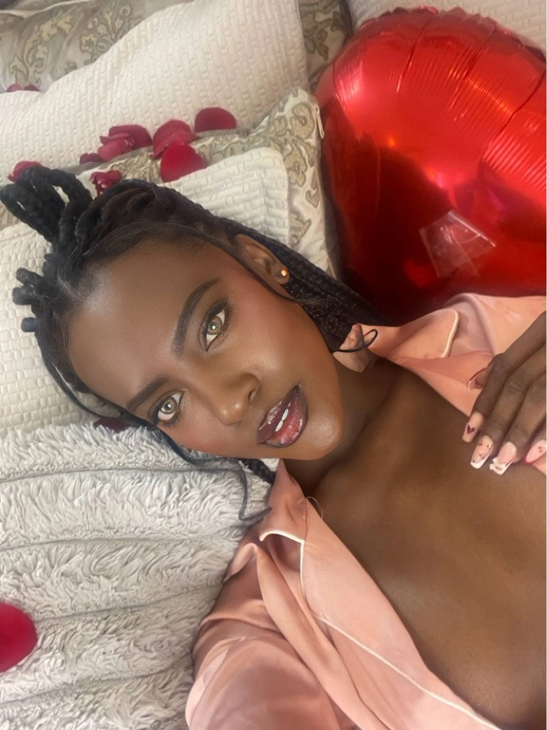 XXX Porn Photo of Nude DakotaWangi 1
