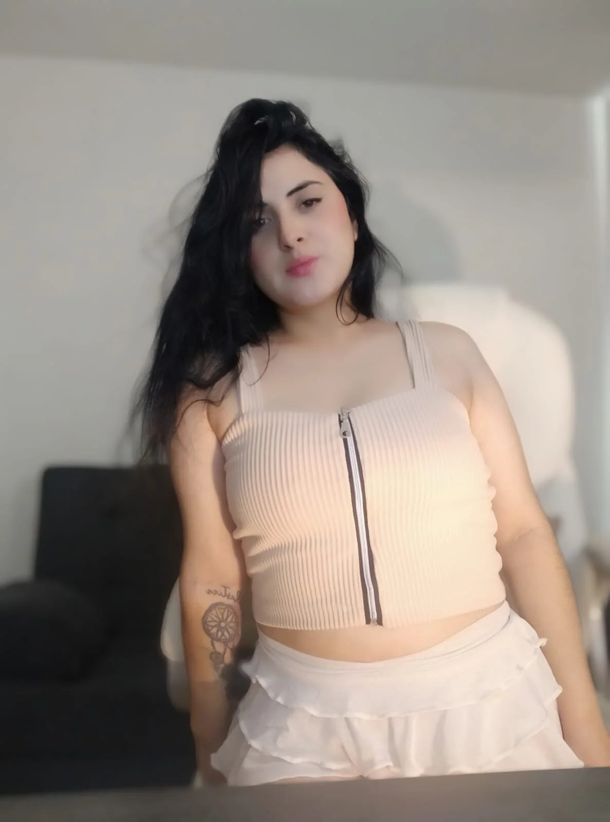XXX Porn Photo of Nude Abbie_sweet18 5