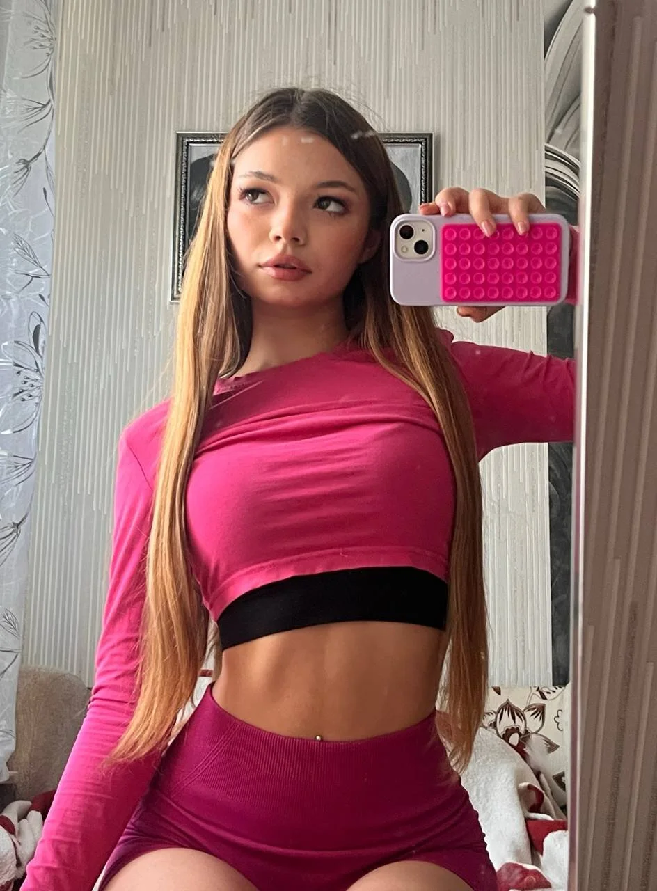 XXX Porn Photo of Nude GiovannaLopez 3