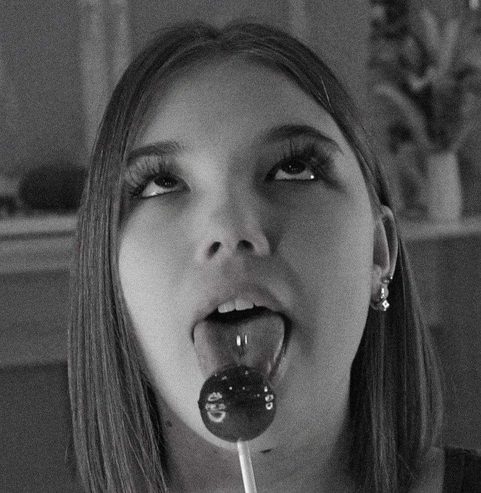 XXX Porn Photo of Nude SolBurri 12