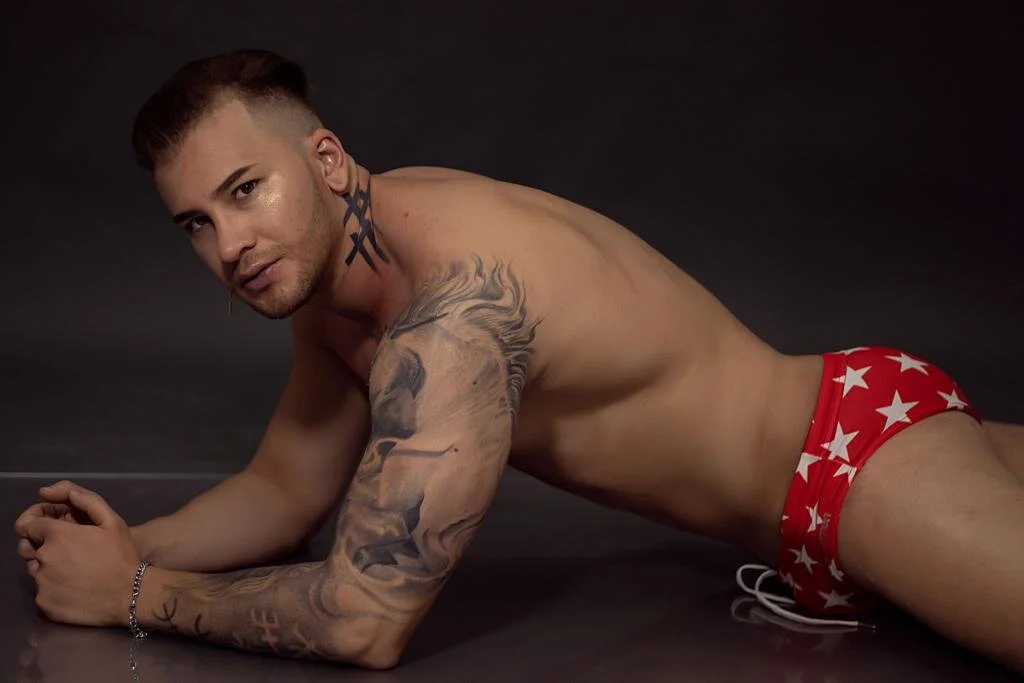 XXX Porn Photo of Nude delessandro_world 3