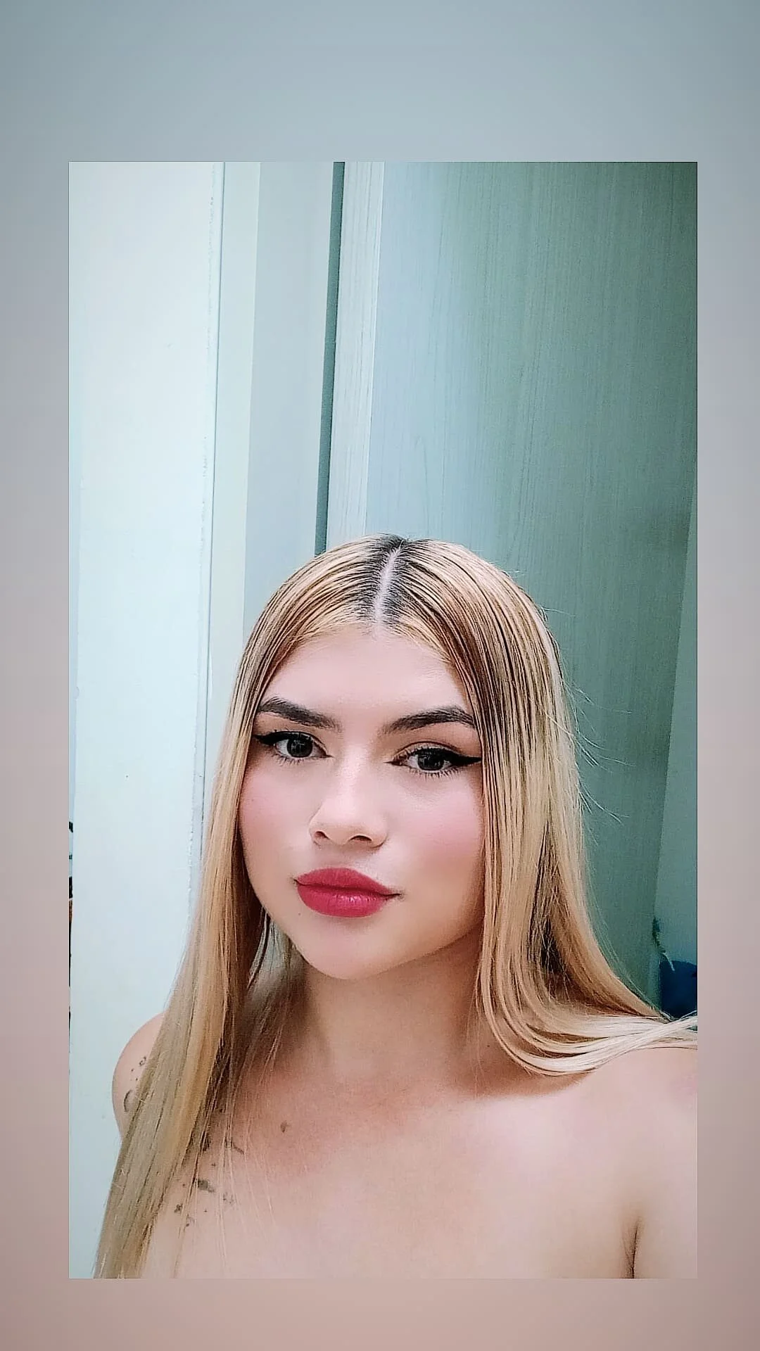 XXX Porn Photo of Nude chloejones__ 18