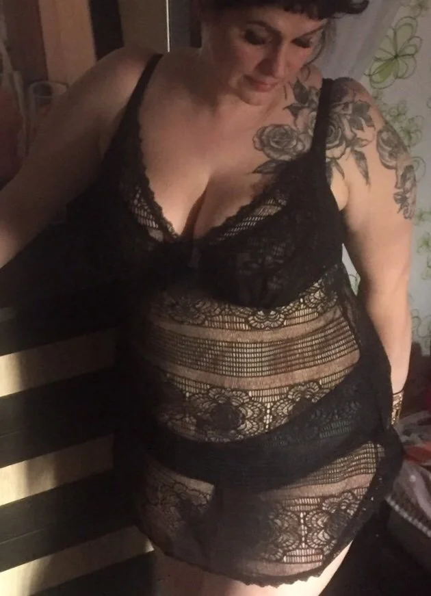 XXX Porn Photo of Nude AdeleCarlton88 13