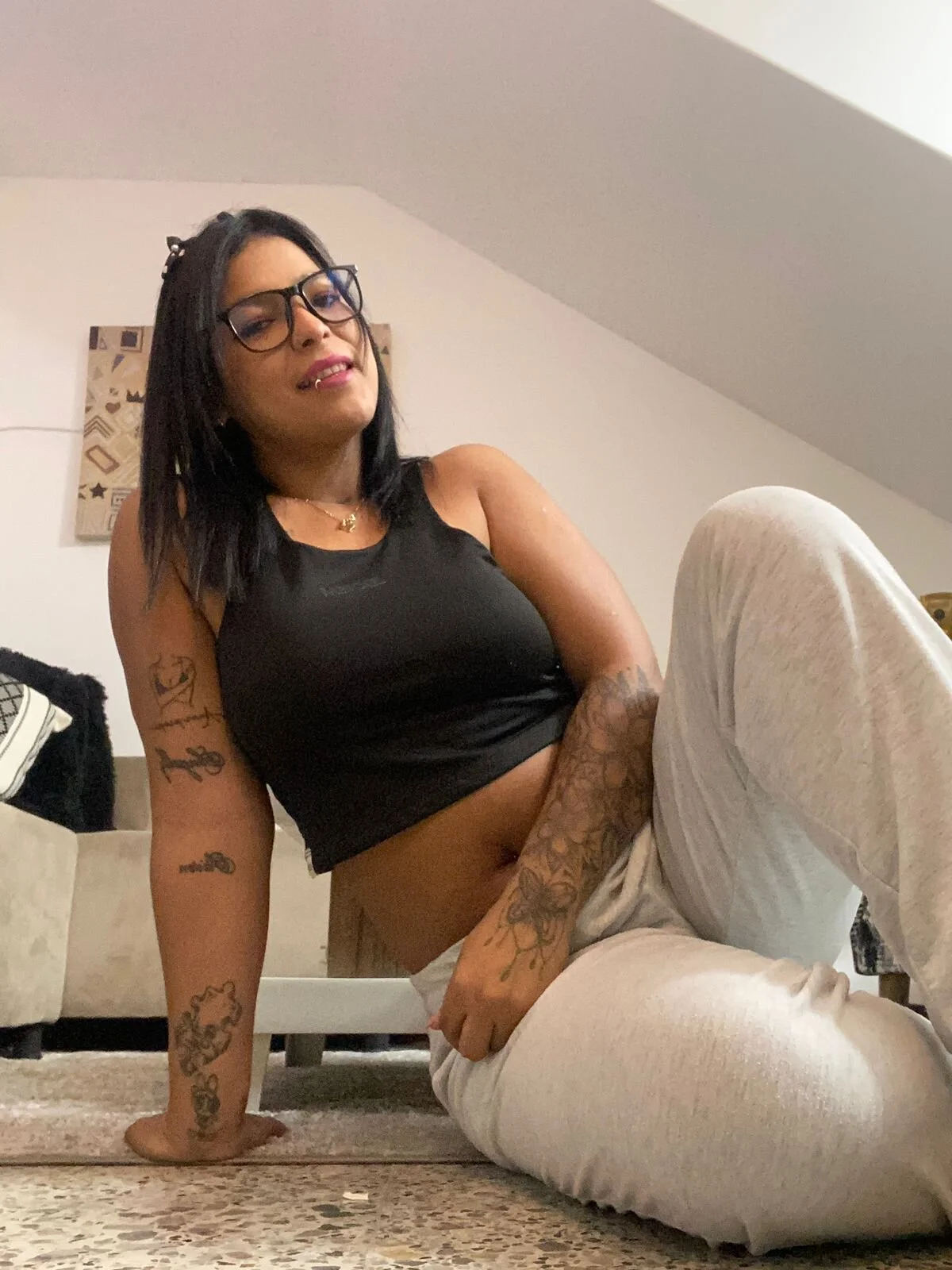 XXX Porn Photo of Nude graceymilf666 36