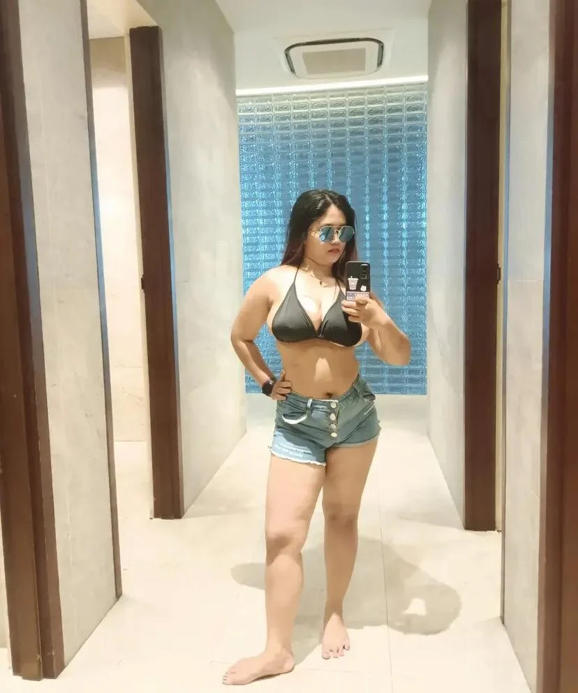 XXX Porn Photo of Nude YunaBaby69 4