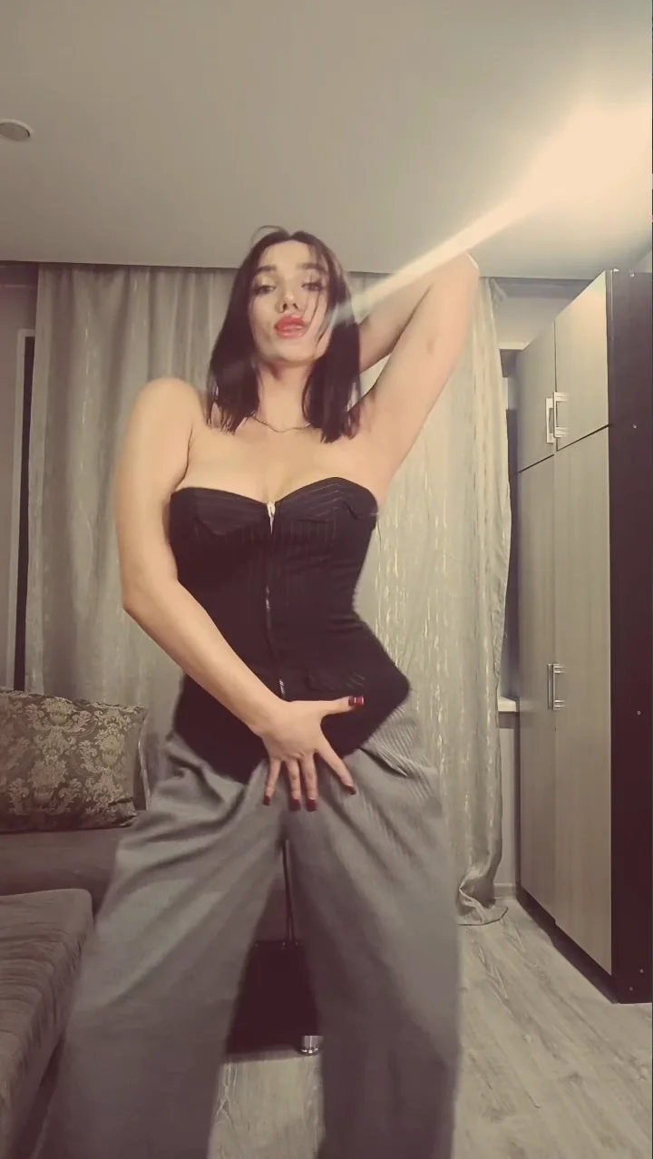 XXX Porn Photo of Nude GilberteBauch 24