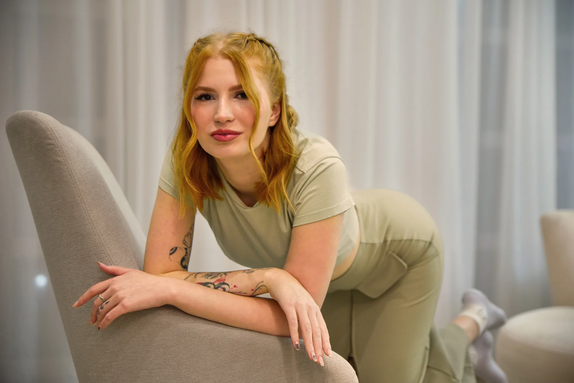 XXX Porn Photo of Nude MiraBoom 2