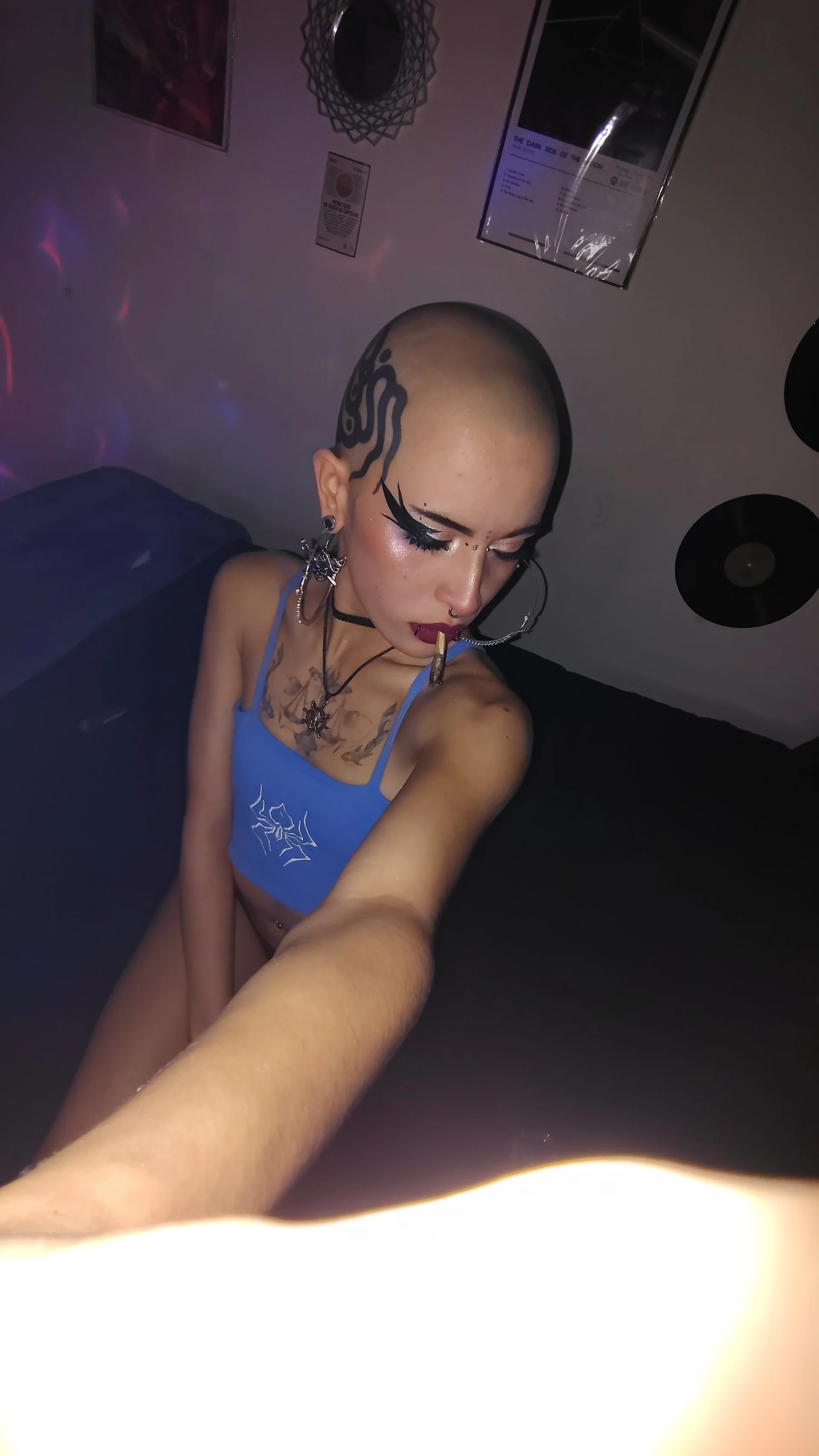 XXX Porn Photo of Nude plutonbluemooon333 2