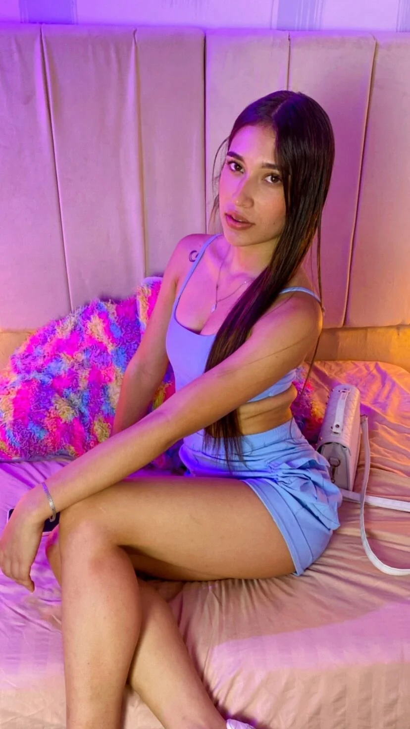 XXX Porn Photo of Nude kylie_st 8