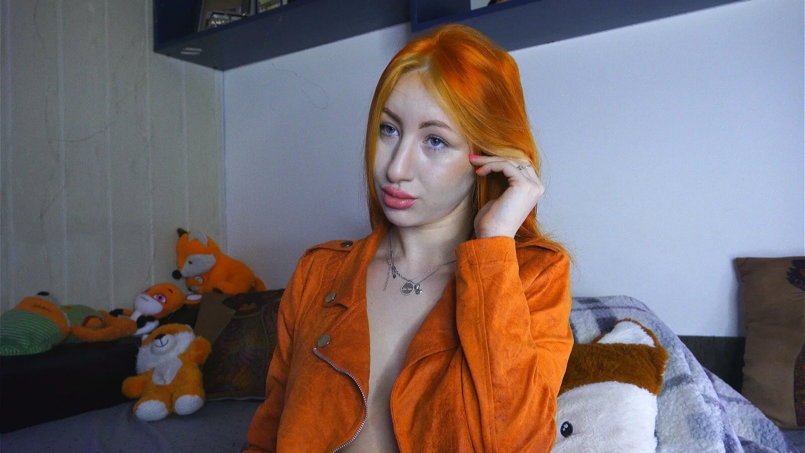 XXX Porn Photo of Nude DaddysLittleSlutfox 18
