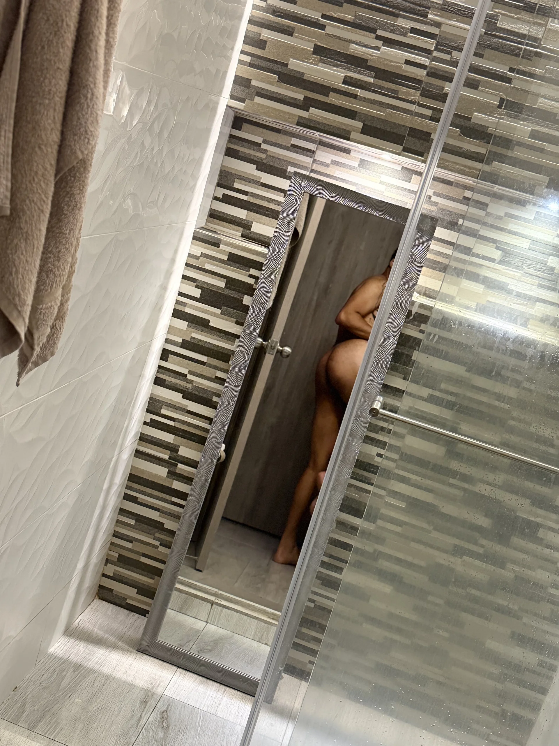 XXX Porn Photo of Nude Logan_smith1 34