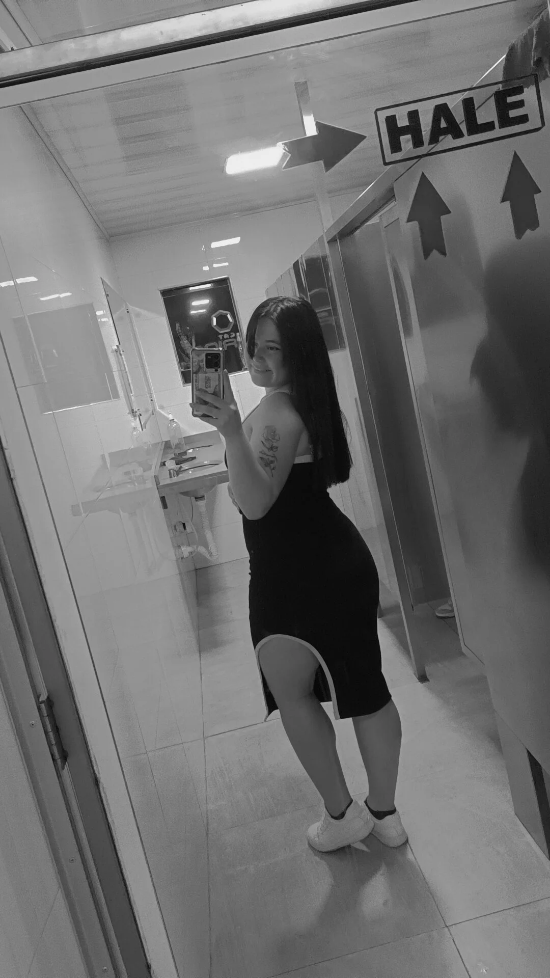 XXX Porn Photo of Nude emily_kiss2226 2