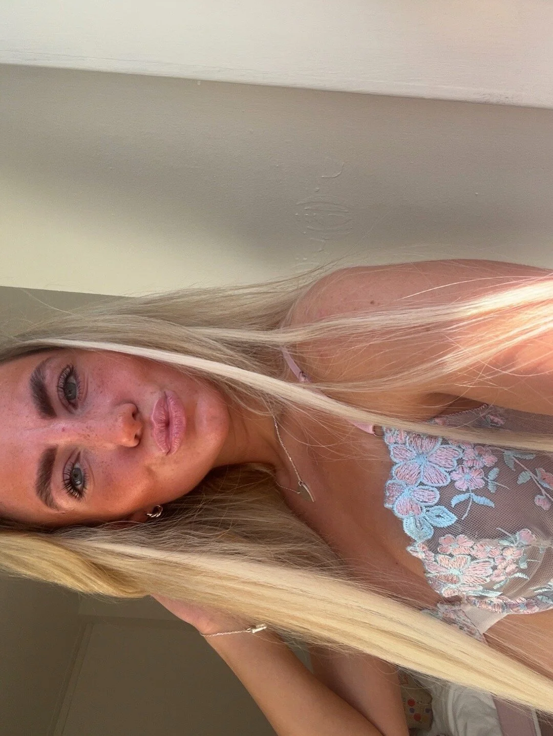XXX Porn Photo of Nude CharlotteRosexx 18