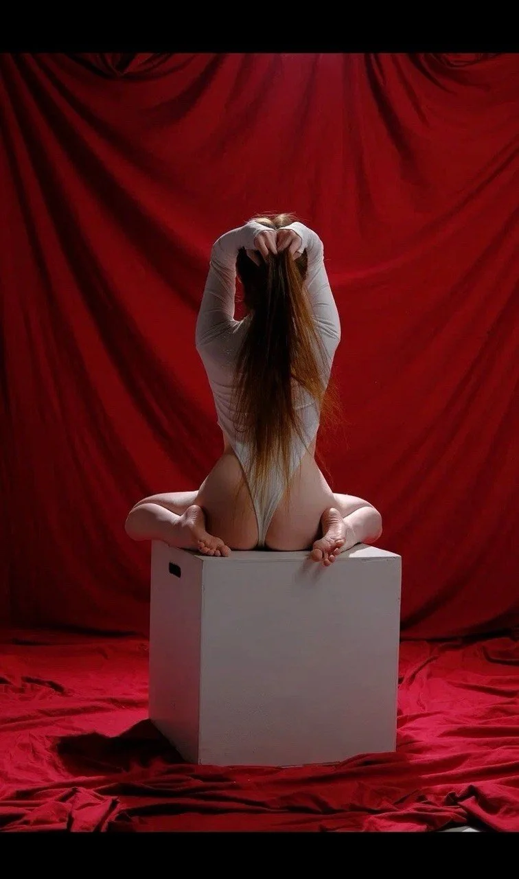 XXX Porn Photo of Nude AliseBroown 2