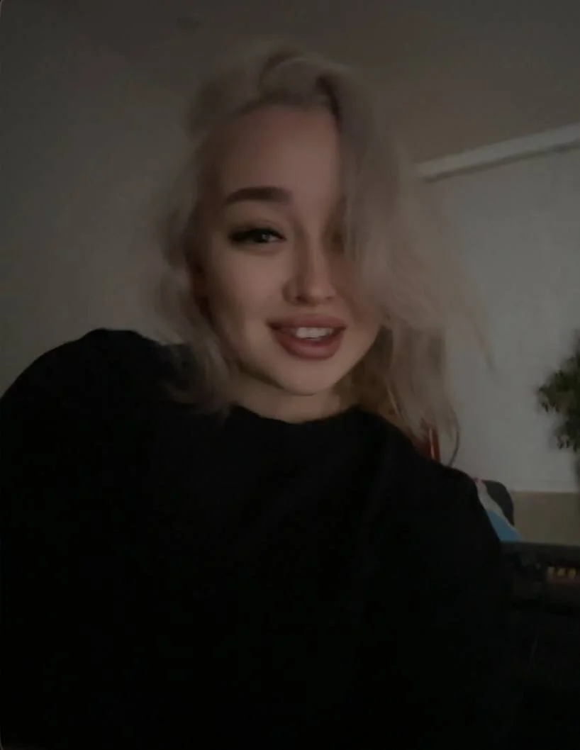 XXX Porn Photo of Nude blondessa__ 2