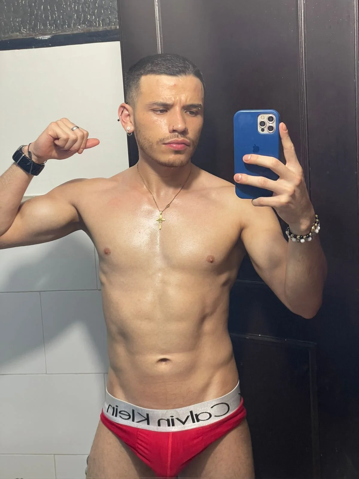 XXX Porn Photo of Nude liam_es 16