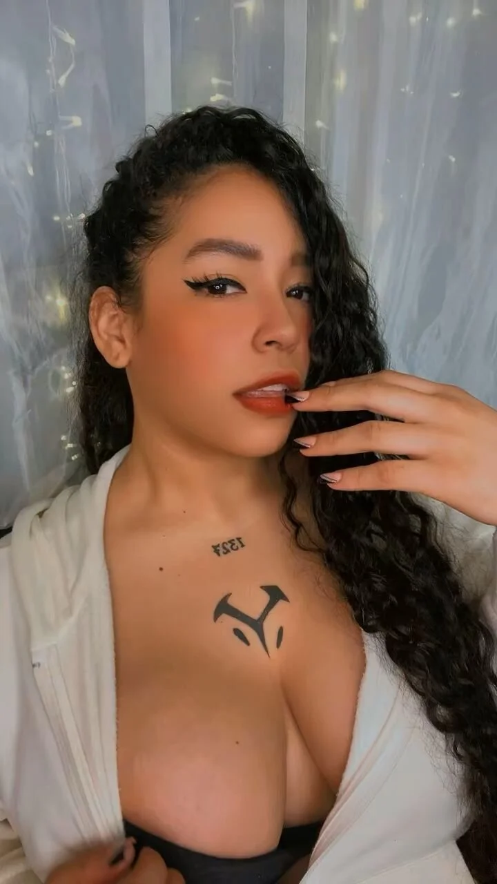 XXX Porn Photo of Nude CloeBunny_ 4