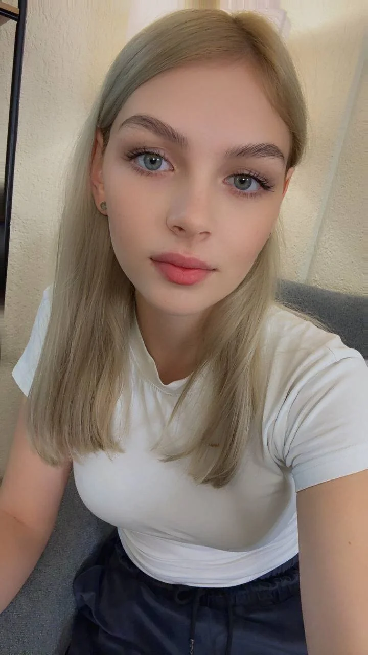 XXX Porn Photo of Nude CynthiaaStone 5