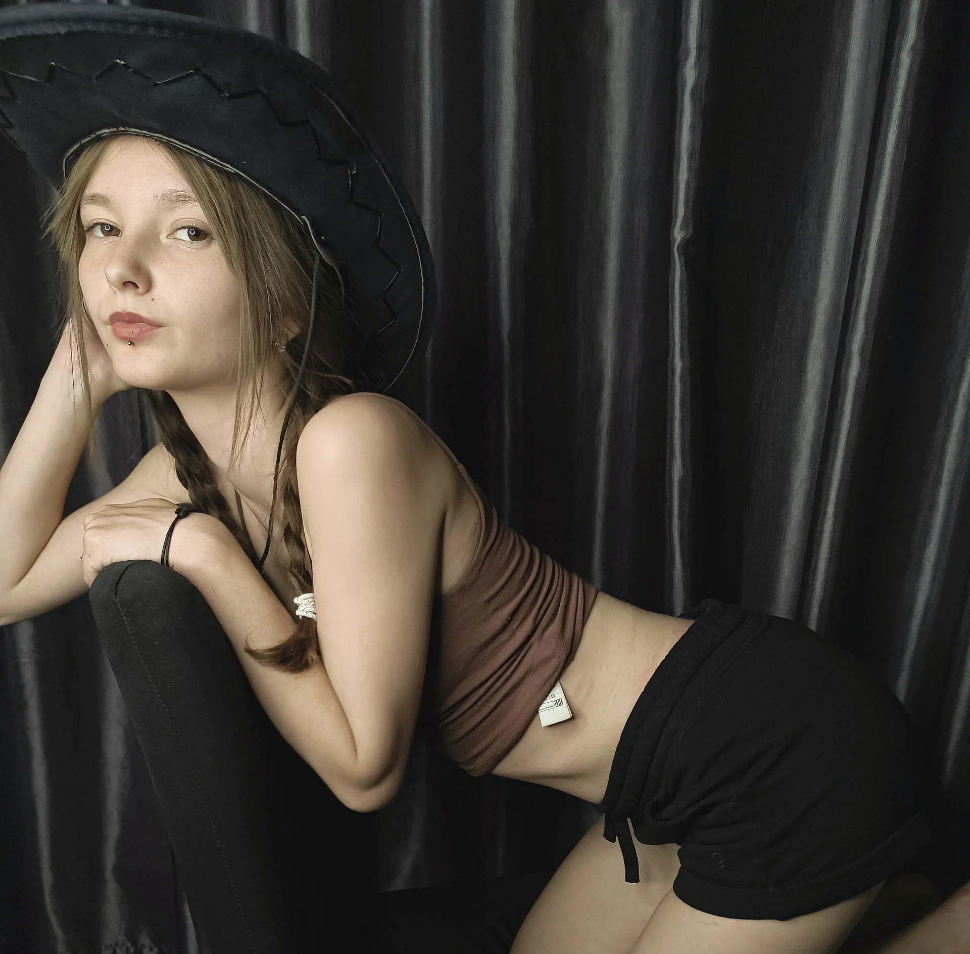 XXX Porn Photo of Nude DongMolt 91