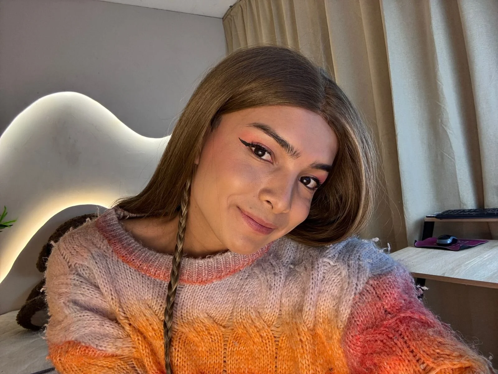 XXX Porn Photo of Nude simone_sky 1