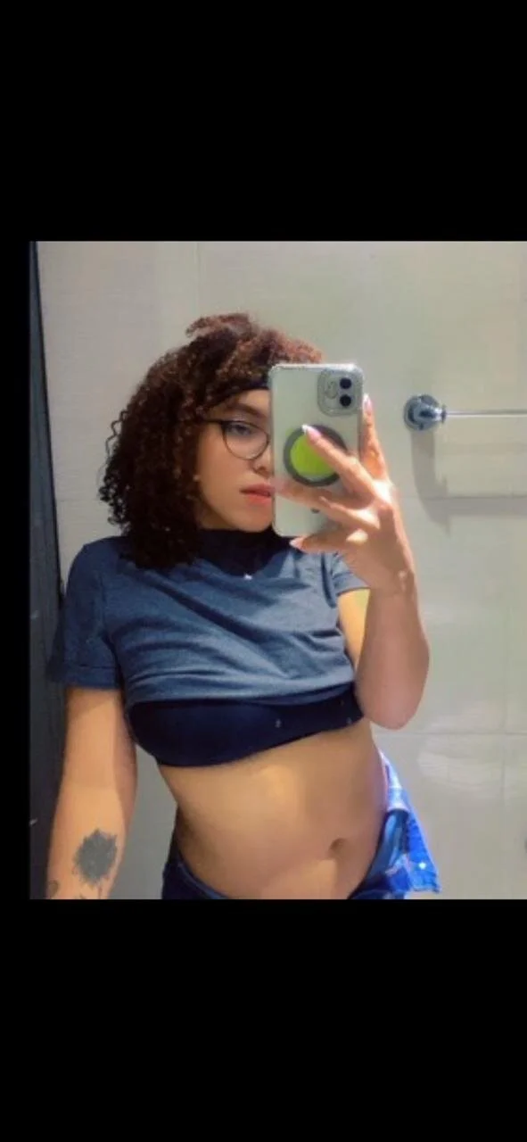 XXX Porn Photo of Nude Mila-Trump 2